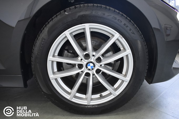 BMW 320d 48V xDrive Touring Business Advantage